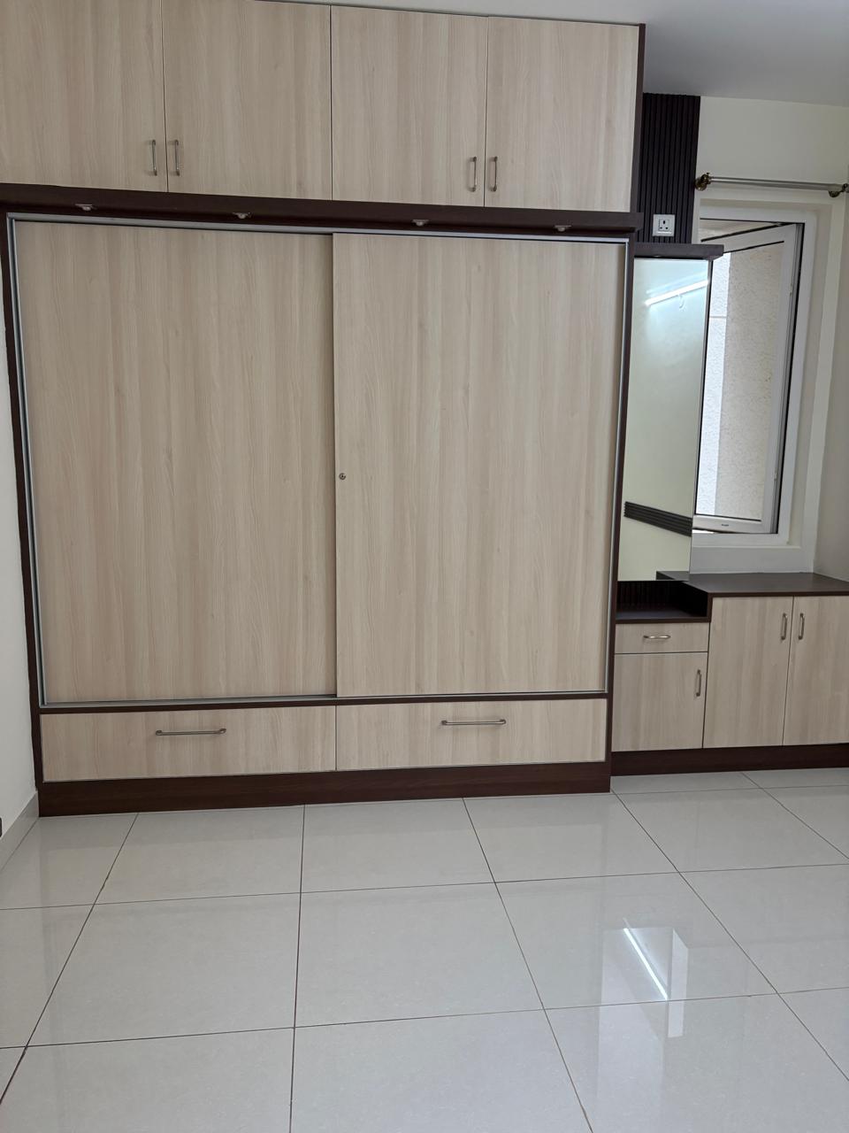 Wardrobe Interiors, Channels & Floor Detailing